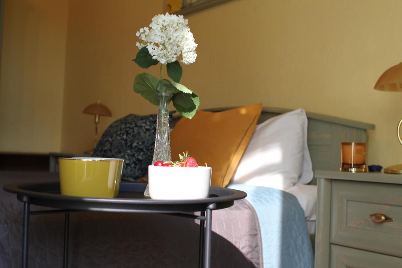 Sunflower B&B Kyiv Exterior photo